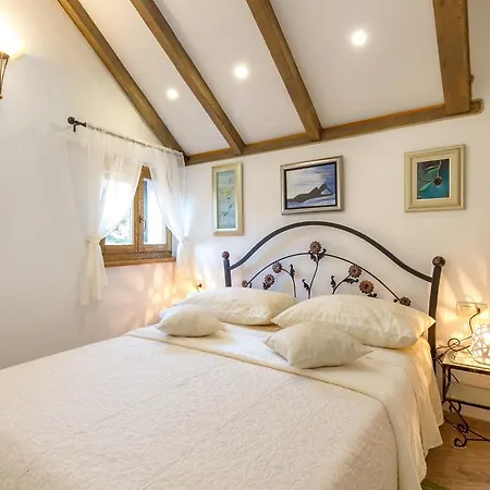 Romansa Apartman