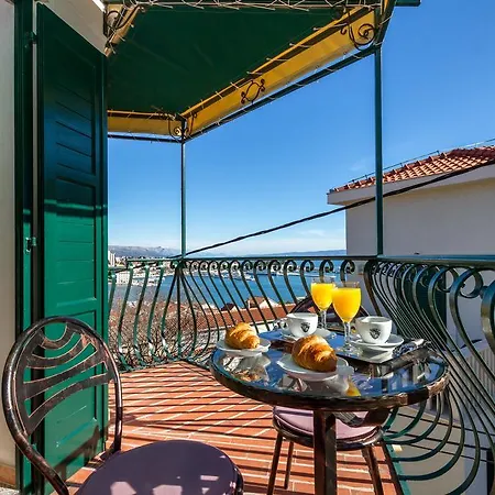 Апартаменти Romansa